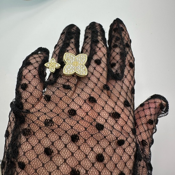 Alhambra Gold Crystal Adjustable Ring - Picture 10 of 13